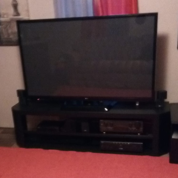 all for 500 tv not included just entertainment - Picture 4 of 4